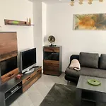 Delux Kunstgalerie Und Ilmradweg Апартаменты Kranichfeld