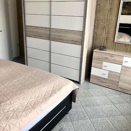Apartment Delux Kunstgalerie Und Ilmradweg *