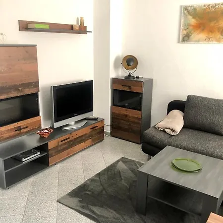 Delux Kunstgalerie Und Ilmradweg Appartement Kranichfeld