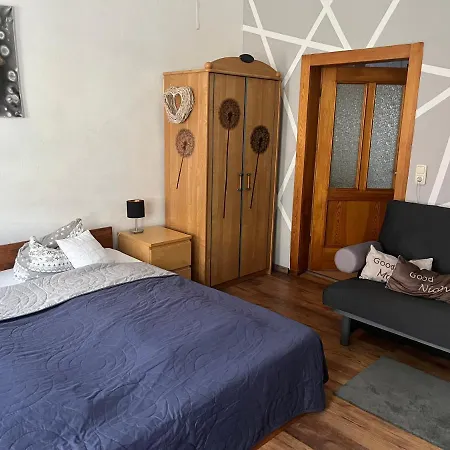 Delux Kunstgalerie Und Ilmradweg Appartement *