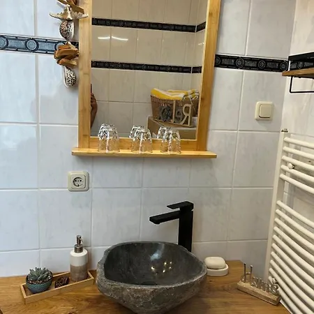 Delux Kunstgalerie Und Ilmradweg *