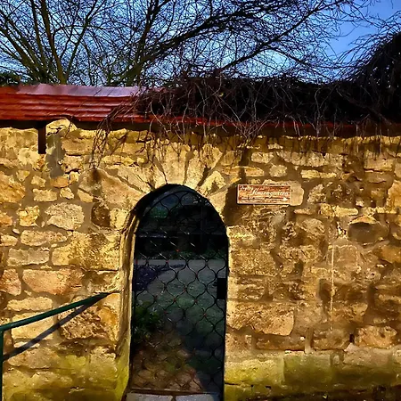 Delux Kunstgalerie Und Ilmradweg