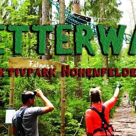 Delux Kunstgalerie Und Ilmradweg 公寓