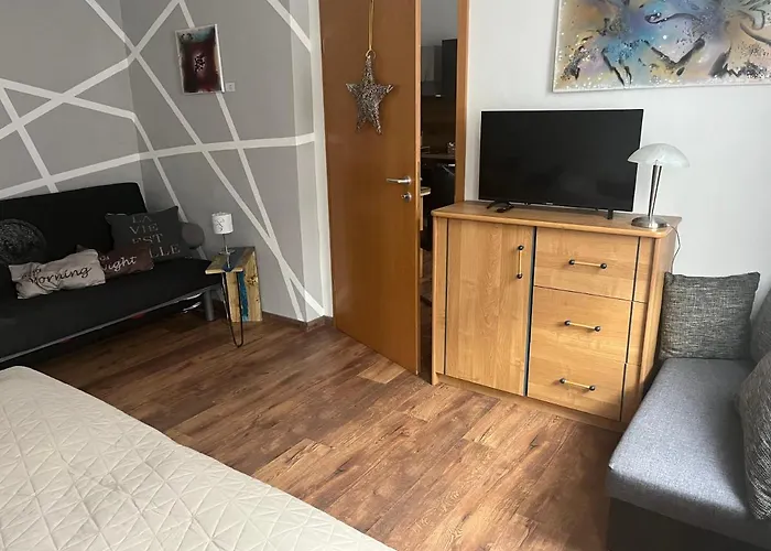 Delux Kunstgalerie Und Ilmradweg Appartement *